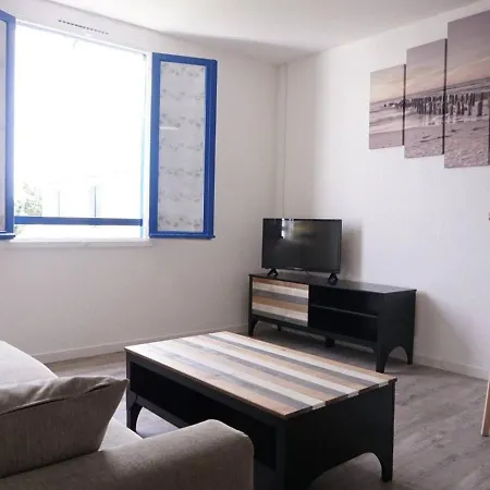 דירה Studio A 200m Plage Avec Menage Inclus - Fr-1-224b-699 *